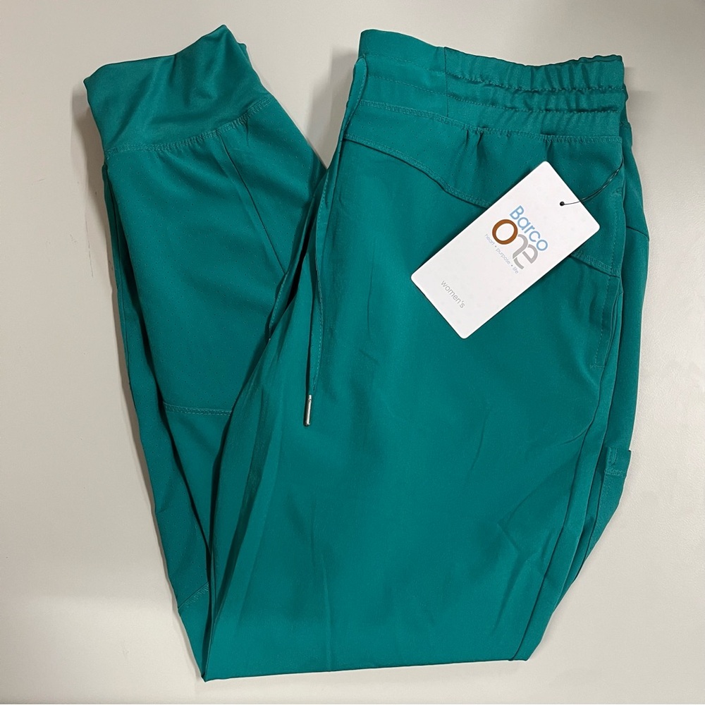 NWT Barco One Women’s Hunter Green Jogger Scrub Pants Multi Sizes